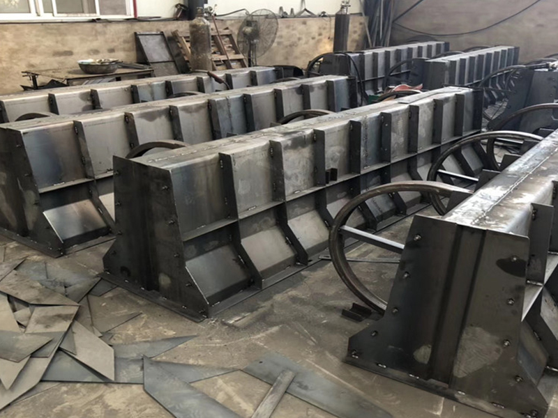 隔离墩模具生产